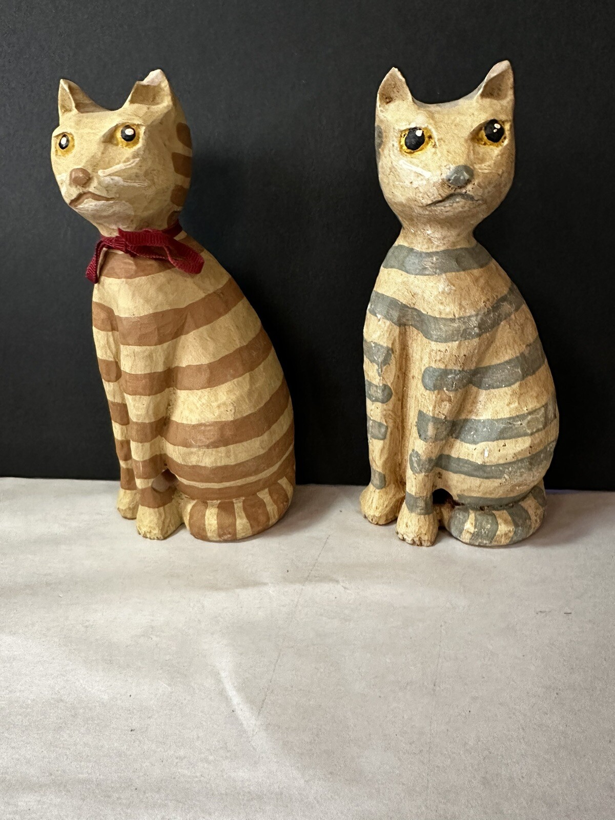 Vintage G.A.O. 1983  2 Ginger Cats Tabby Resin Figurines Wall Hangers Folk Art