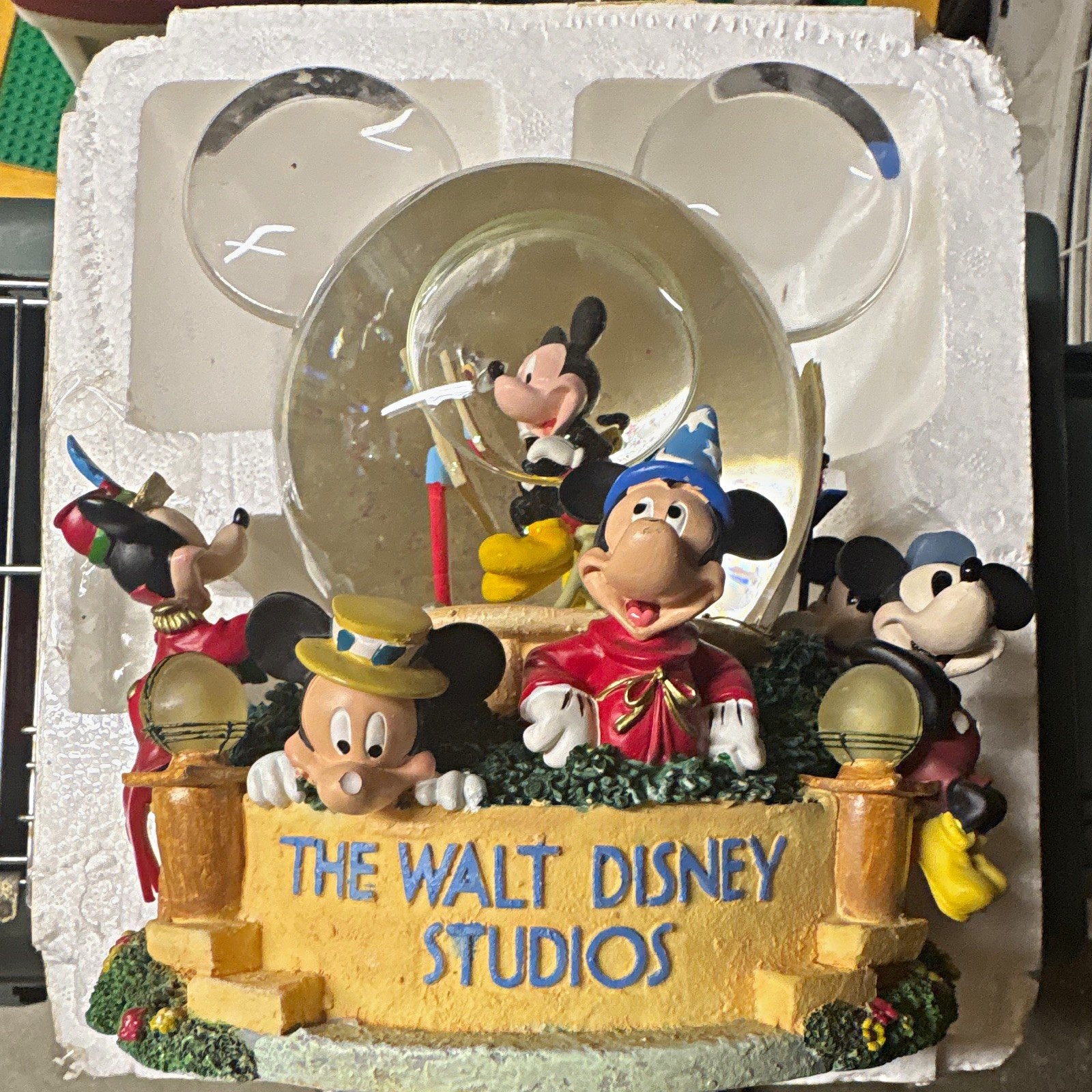 The Disney Store Mickey Mouse Musical Snowglobe The Walt Disney Studios w/ Box