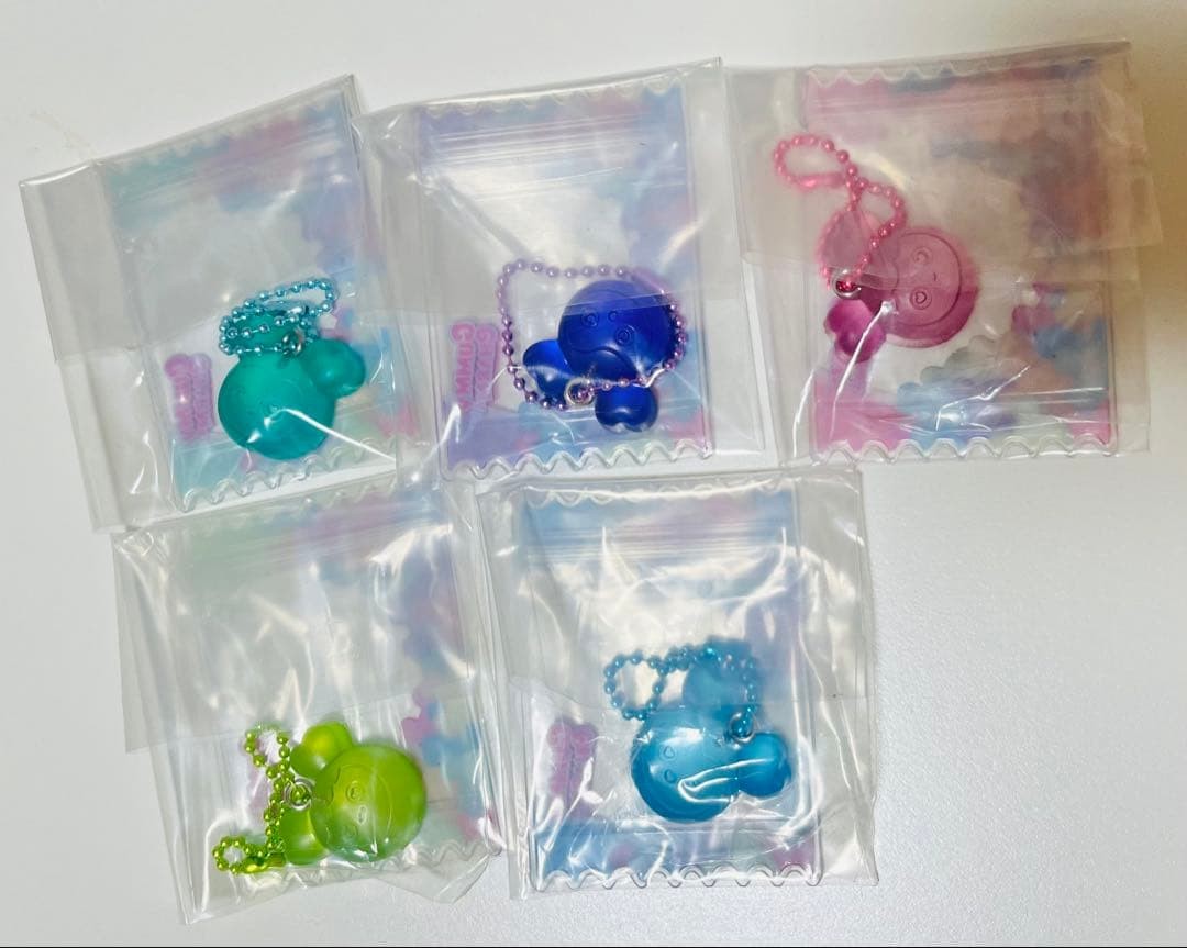 Twice Lovelys Charm Set 5 With Pouch 14+ JYP Collectible