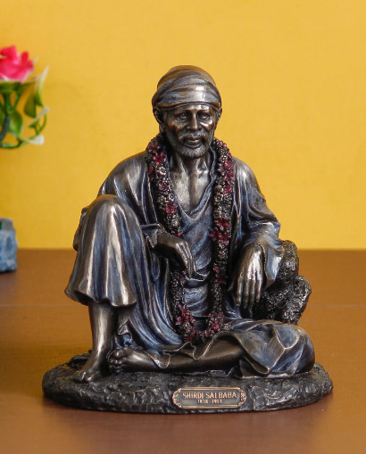 Decorative Polyresin and Bronze Sitting Sai Baba Statue
