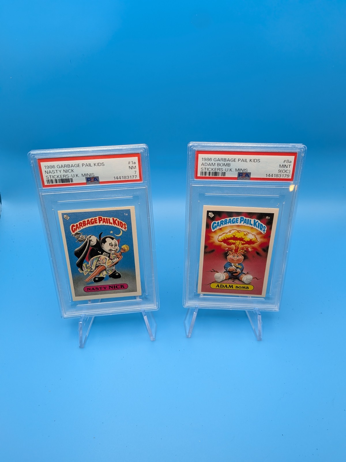 1986 GARBAGE PAIL KIDS STICKERS-U.K. MINIS #1A NASTY NICK Adam Bomb