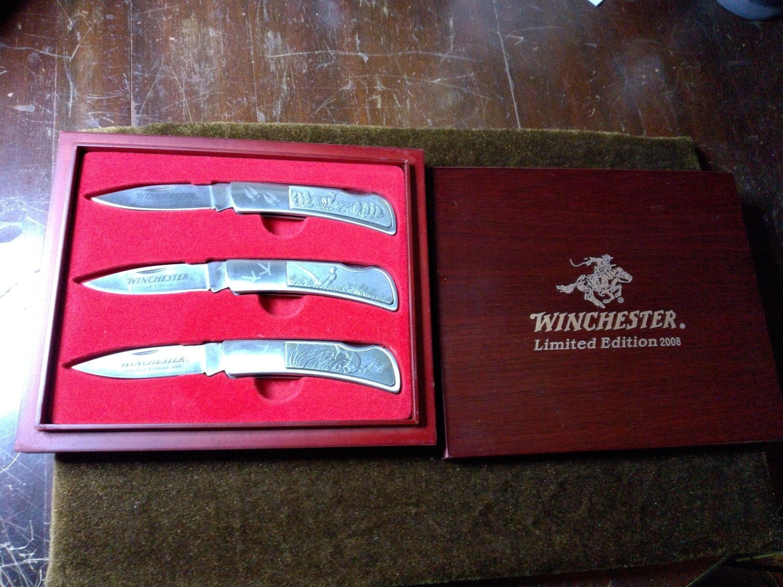 Winchester Limited Edition 2008 three knives with original box unused