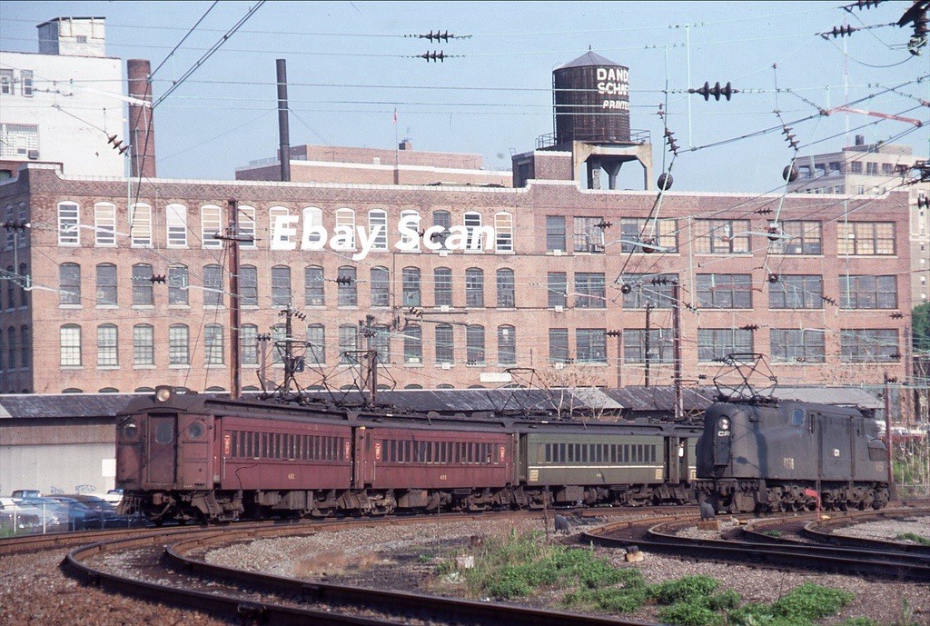 Original 35mm Kodachrome Slide CR Conrail GG1 PC PRR Trains 1977