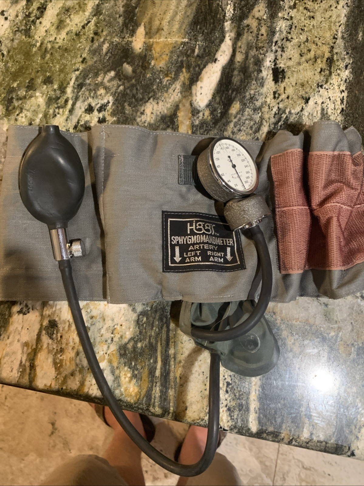 Antique HGGS Sphygmomanometer Tycos Certified 7444257 Antique HGGS Sphygmomanometer Tycos Certified 7444257