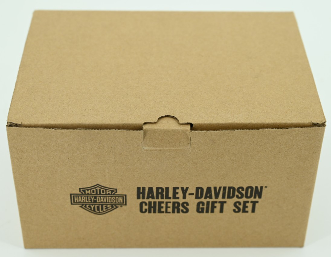 Harley Davidson Cheers Gift Set 2 Glasses Engraved Logo Ice Tray Wooden Box 2017