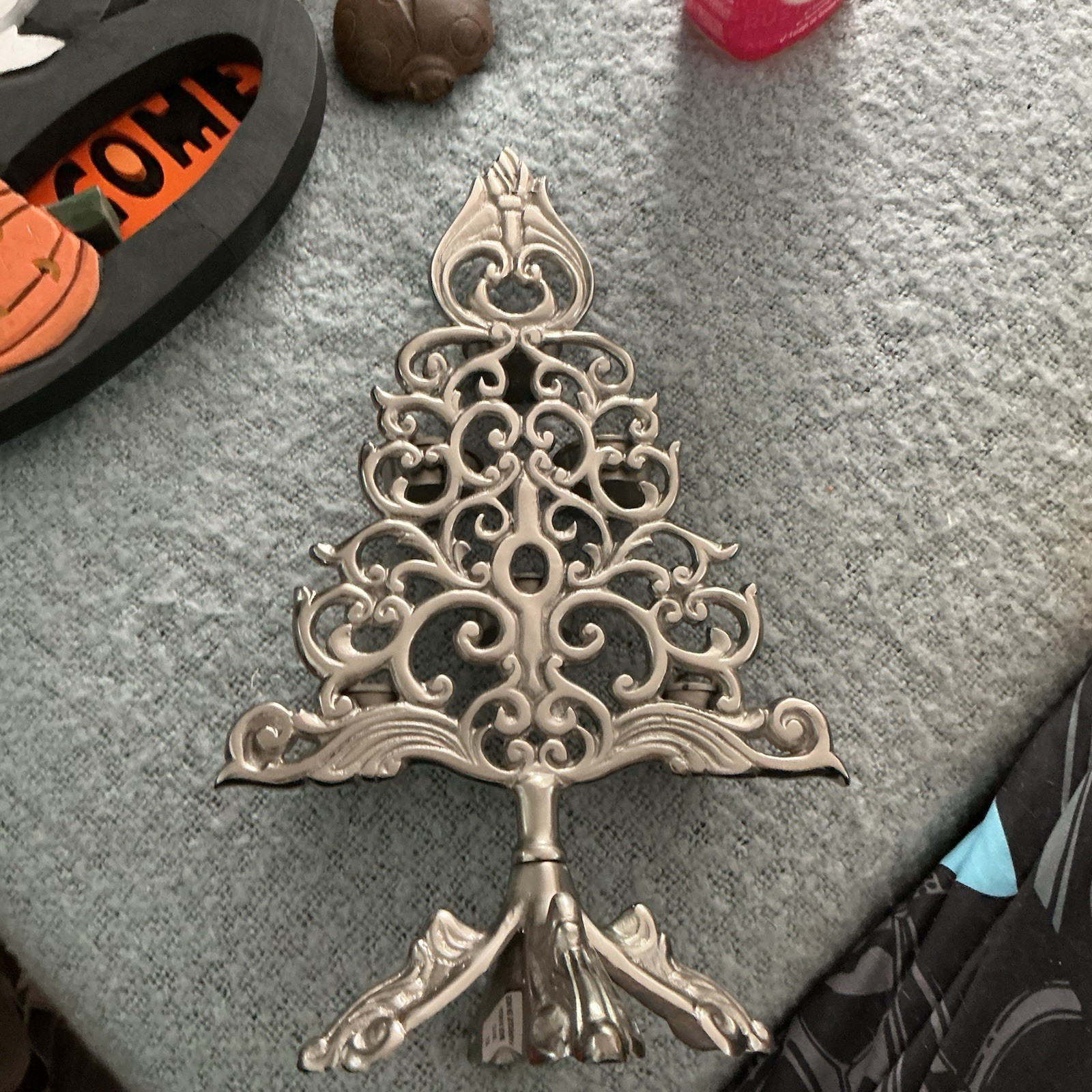Heavy 16” Silver Metal Christmas Tree 6 Tealight Candle Holder India