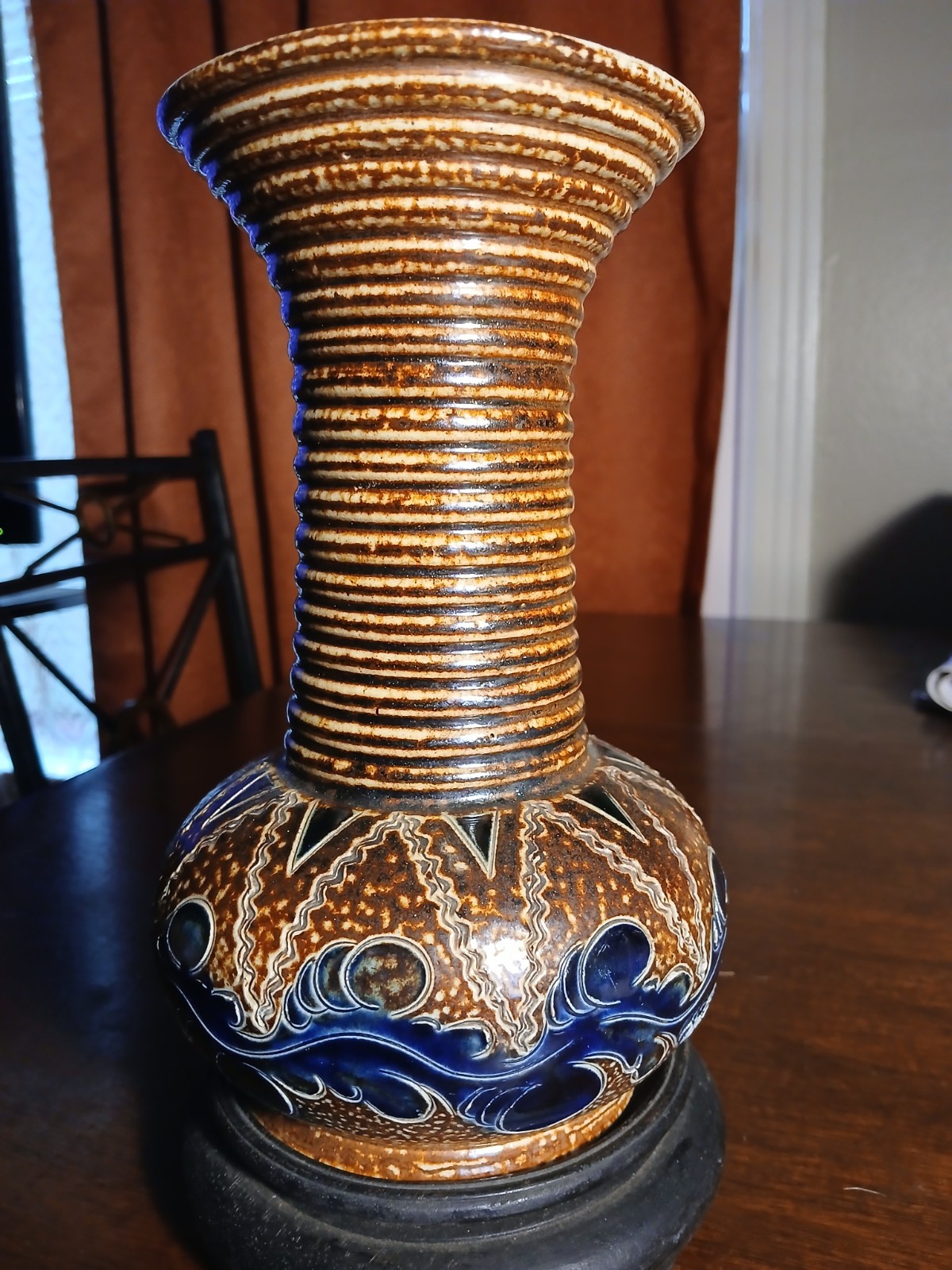 1891-1910 Attributed To Douton Lambeth Stoneware Vase Artist Signed 8 1891-1910 Attributed To Douton Lambeth Stoneware Vase Artist Signed 8