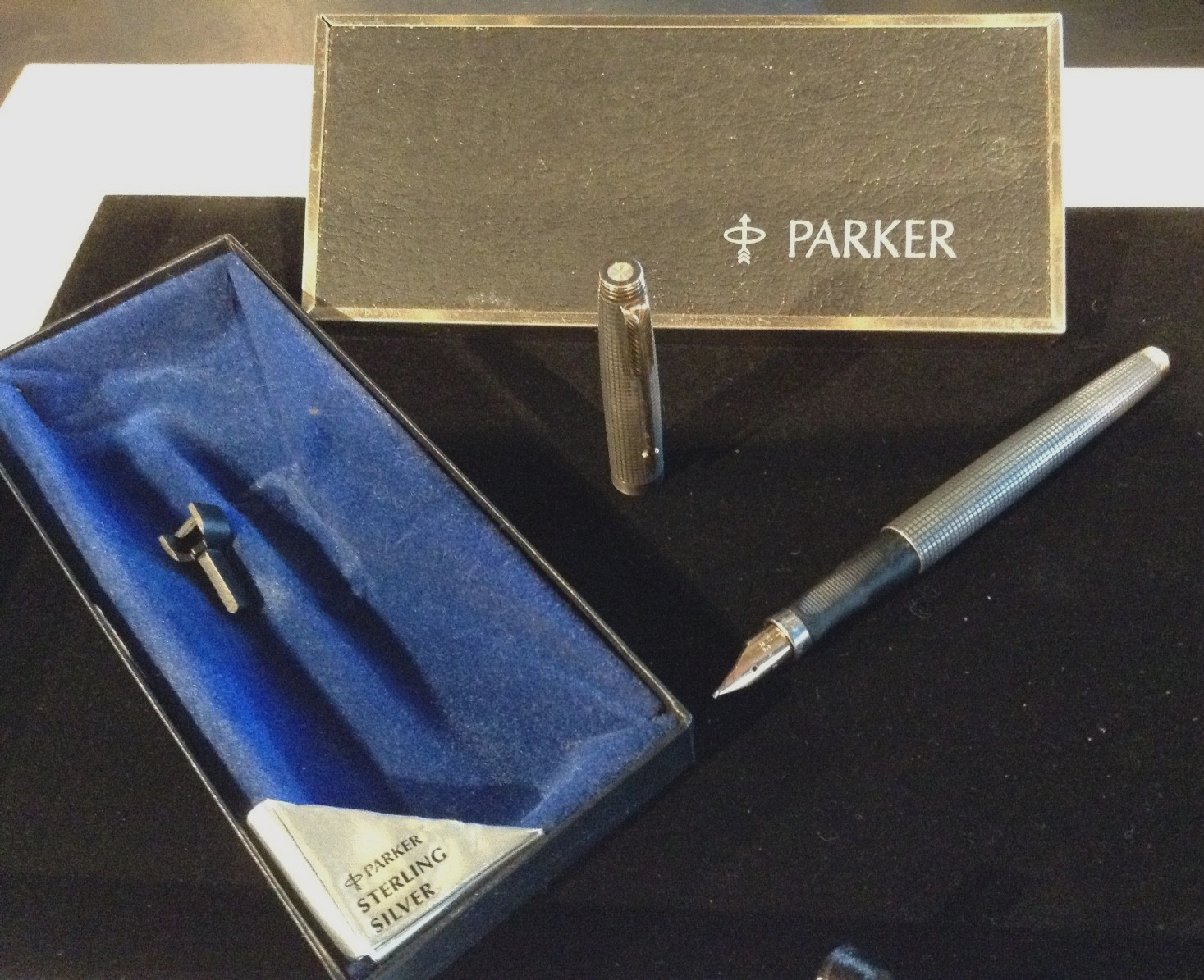 VTG Parker '75' Sterling Silver Cisele Fountain Pen 14K Med Nib With Box & Tool
