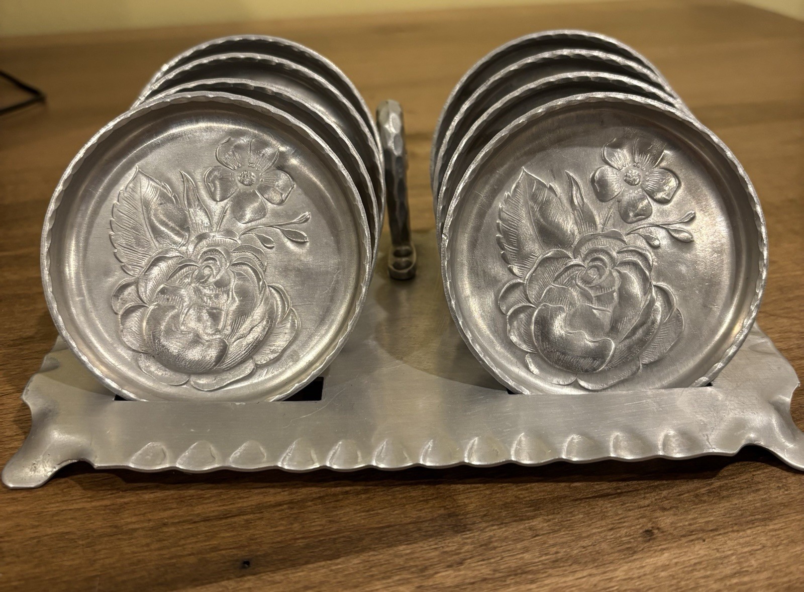 Everlast hand-forged aluminum coaster set With Caddy Everlast hand-forged aluminum coaster set With Caddy