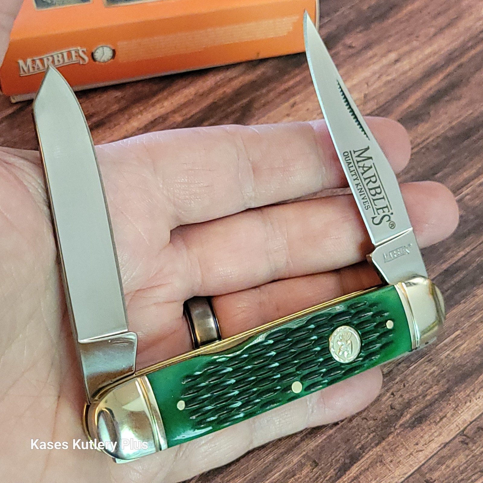 Marbles Brand Model MR631 Equal End Moose Pattern Pocket Knife Green Bone Handle
