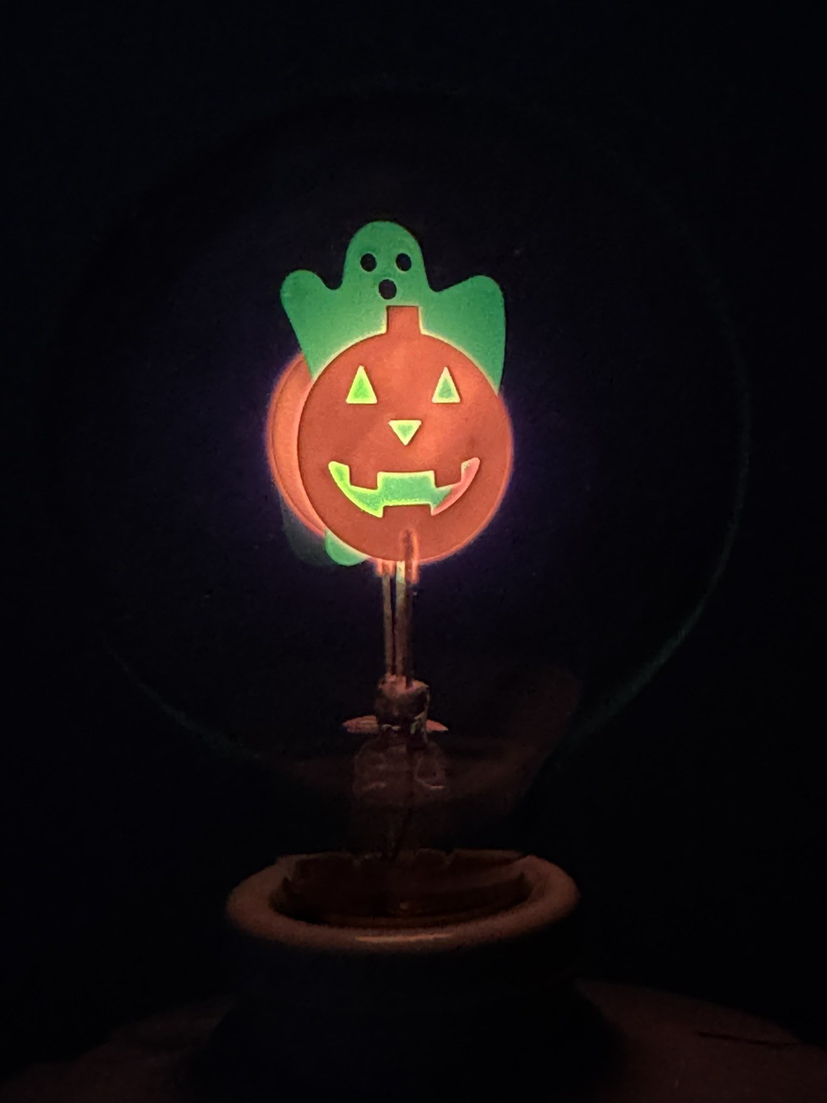 Aerolux Style GHOST N PUMPKIN HALLOWEEN Real Neon Glow Light bulb E26 120V 3W 
