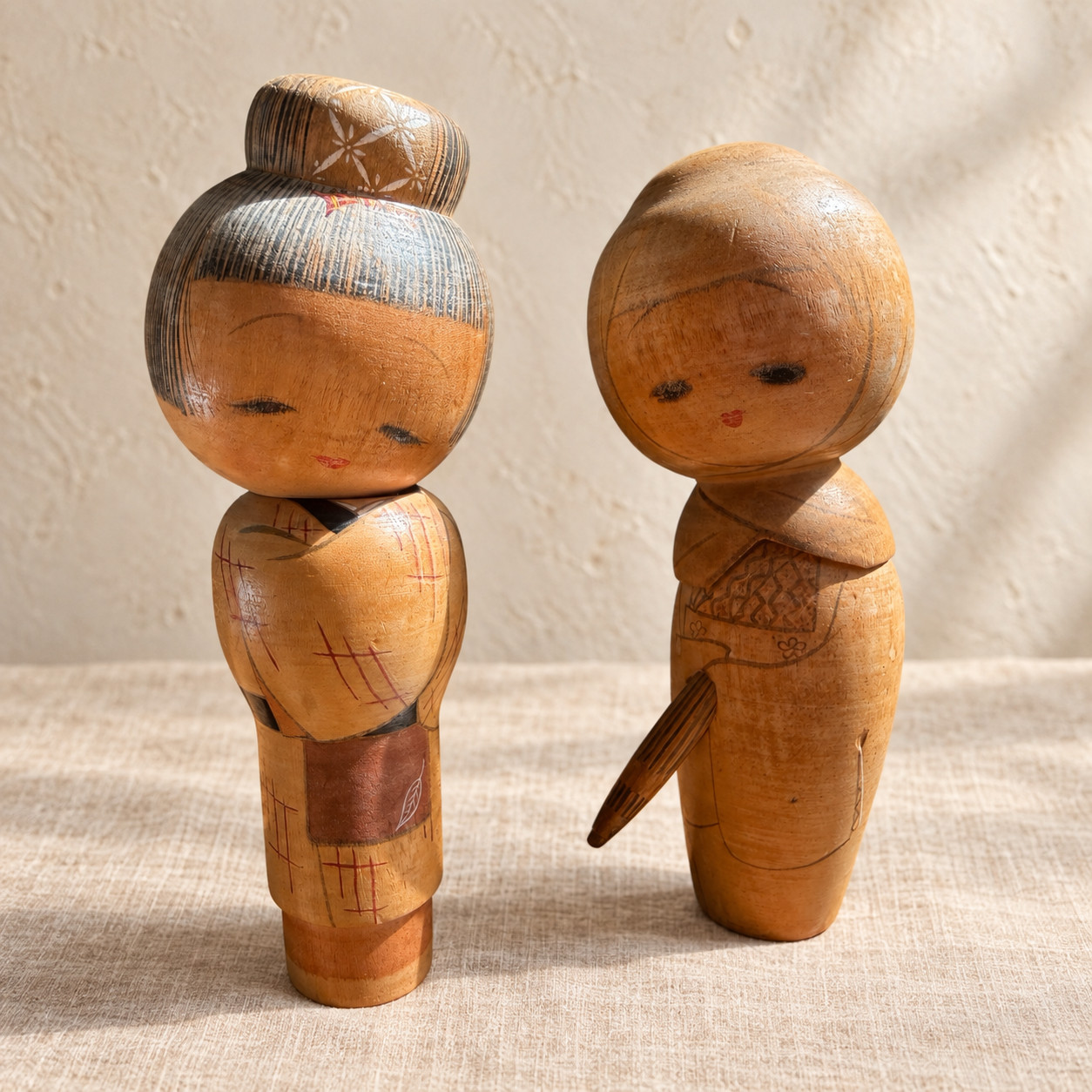 Vintage 1960s Japanese Kokeshi Dolls Winter Autumn Wood Figurines Pair 7.75”