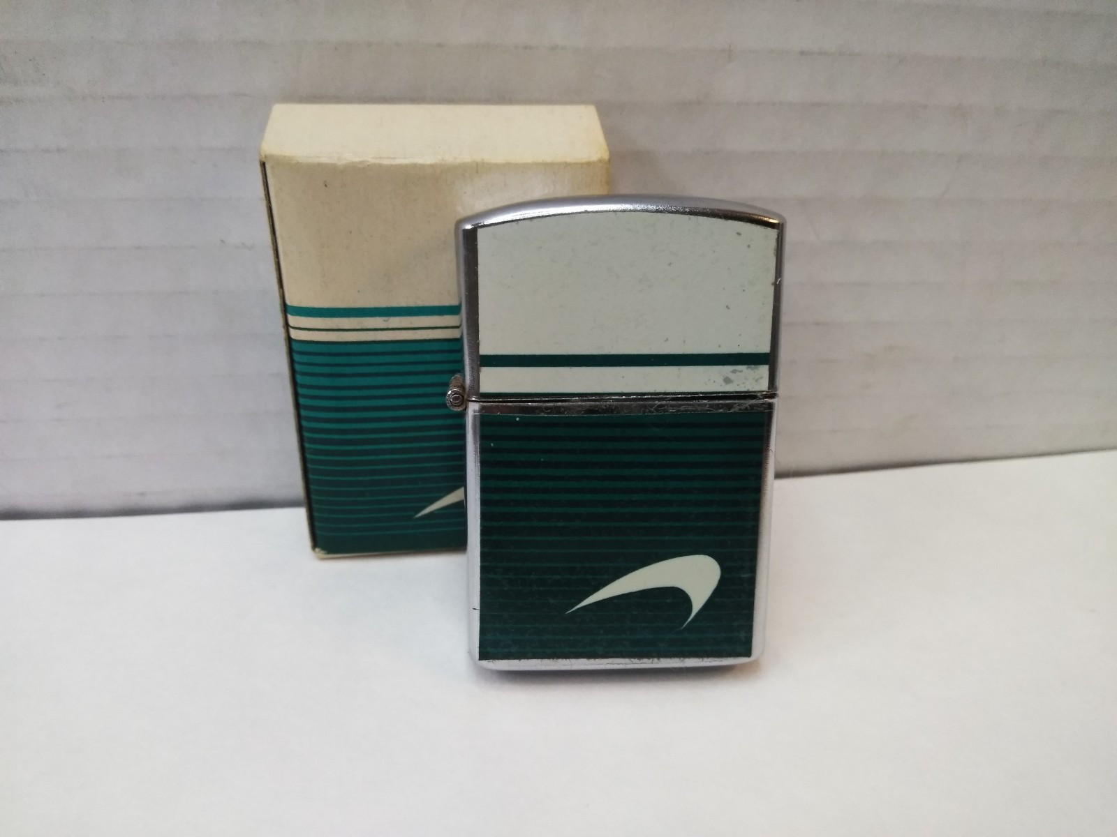 VTG 50'S 60'S NEWPORT CIGARETTES FLIP TOP HADSON LIGHTER W/ ORIGINAL BOX (JAPAN)