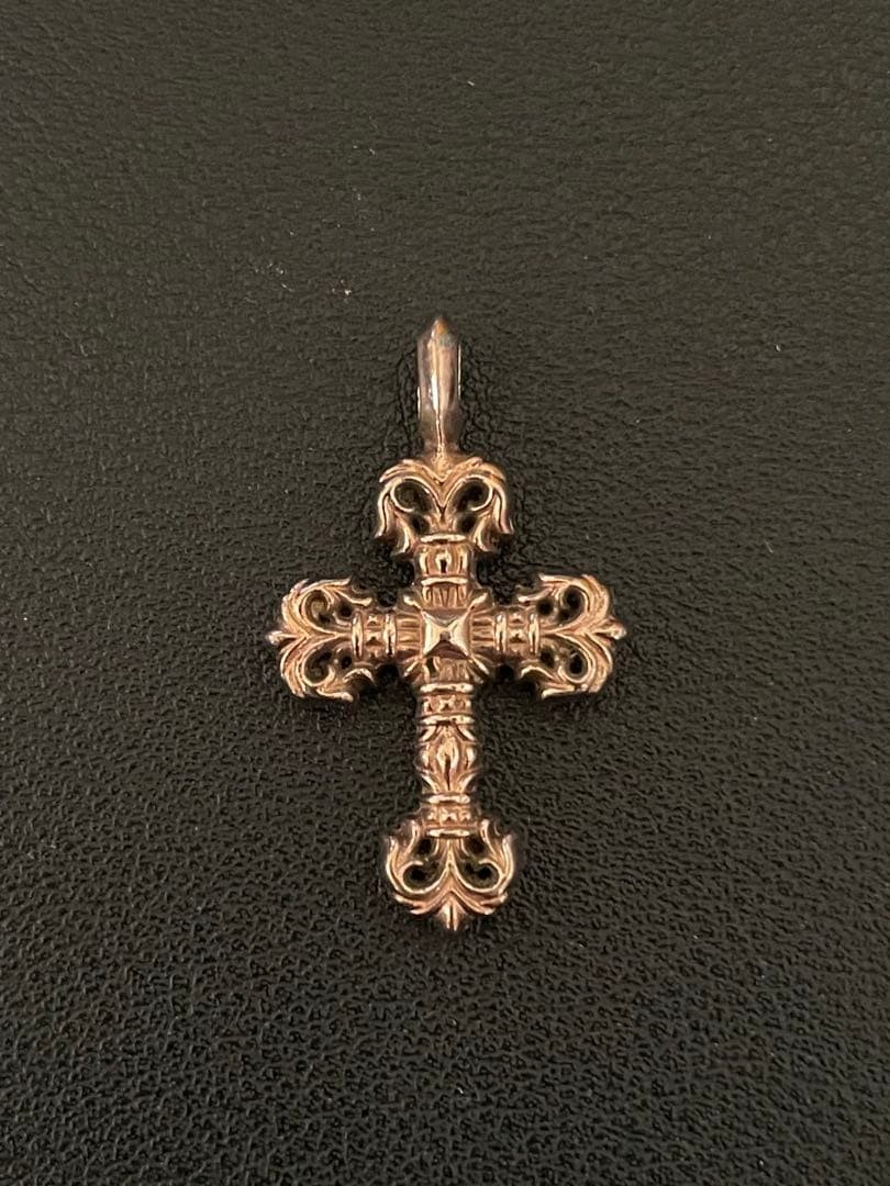 CHROME HEARTS Filigree Cross Pendant Top