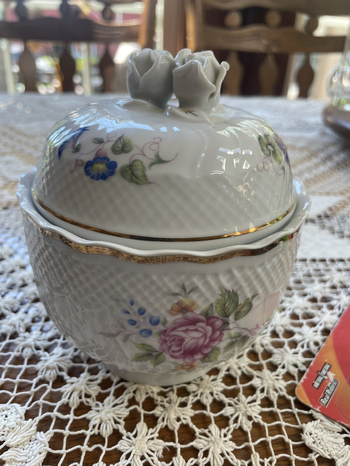 Vintage Hollohaza Hungary Chinoiseries 13 Porcelain Covered Vase w Urn,5.5\