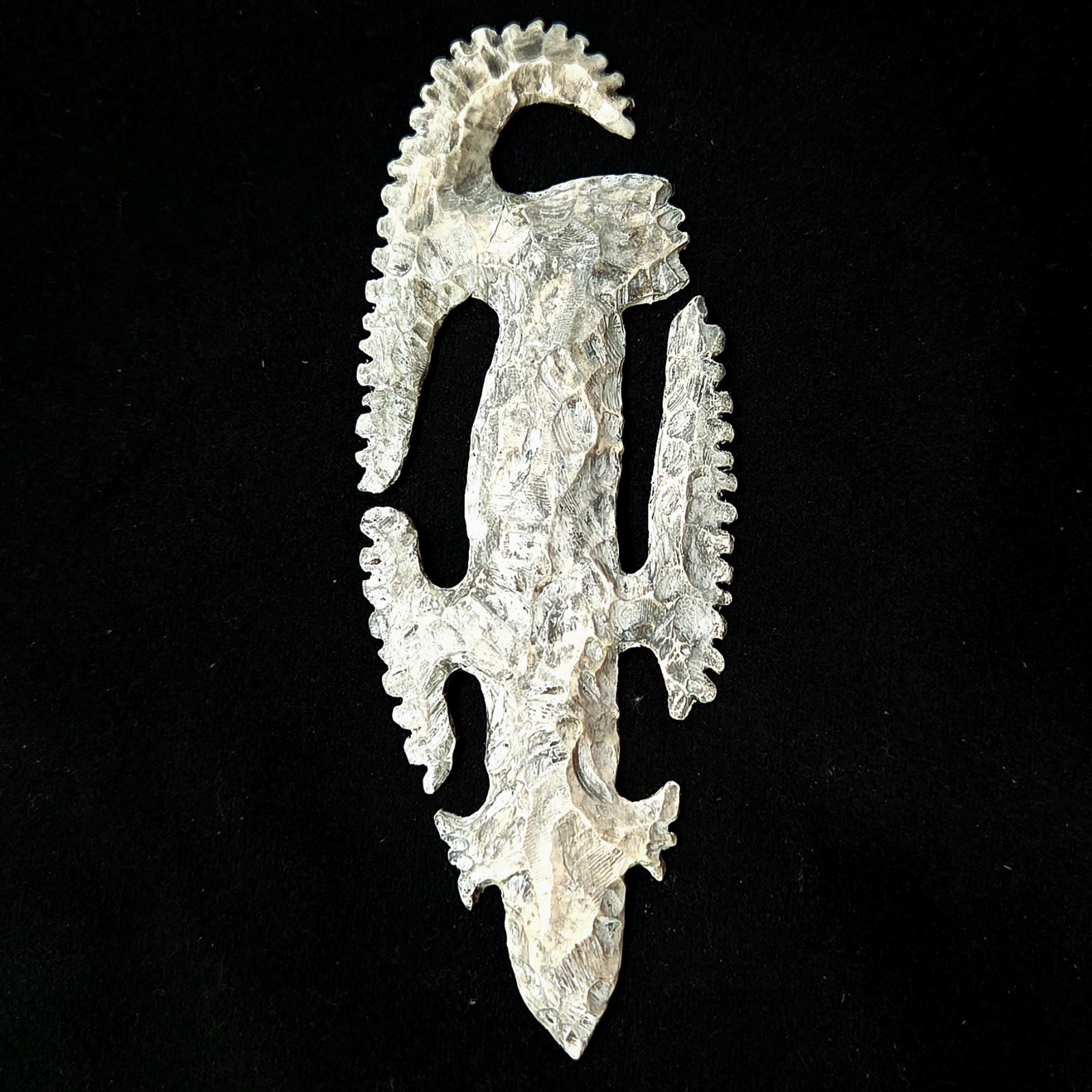 1:1 Museum Replica Mesoamerican Mayan Artifact Eccentric Knapped Flint Chert (C)