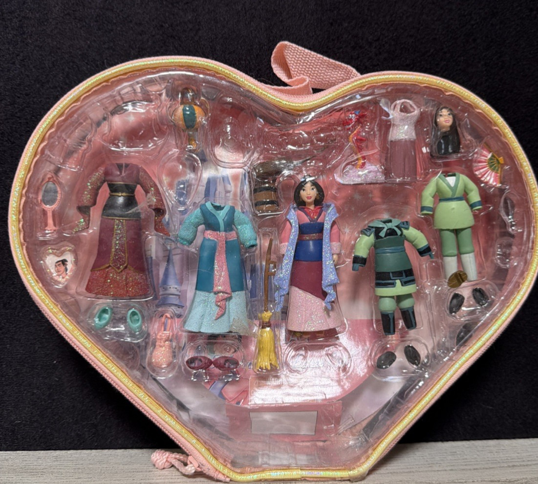 Disney Parks Walt Disney Princess MULAN Fashion Set Rare Disneyland sold as is
