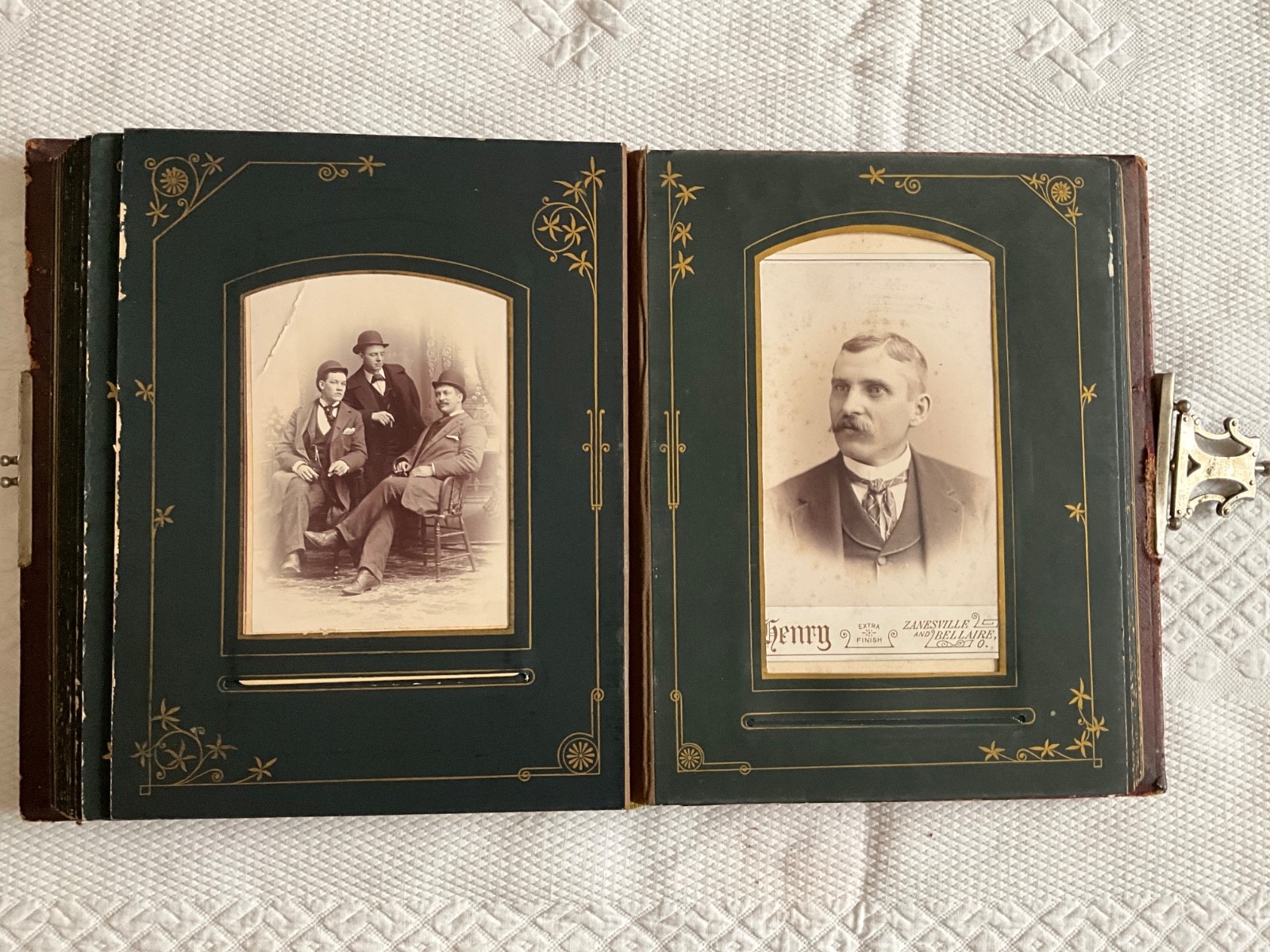 Antique Victorian Photo Album 1800s Cabinet Cards CDV Family Photos Haunted?Read