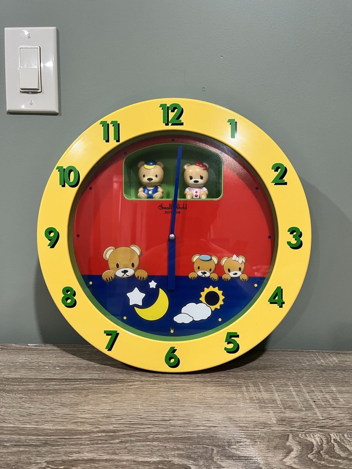 Vtg Rhythm Small World Musical Clock Spinning Bears Clock 12 Songs Works Rare
