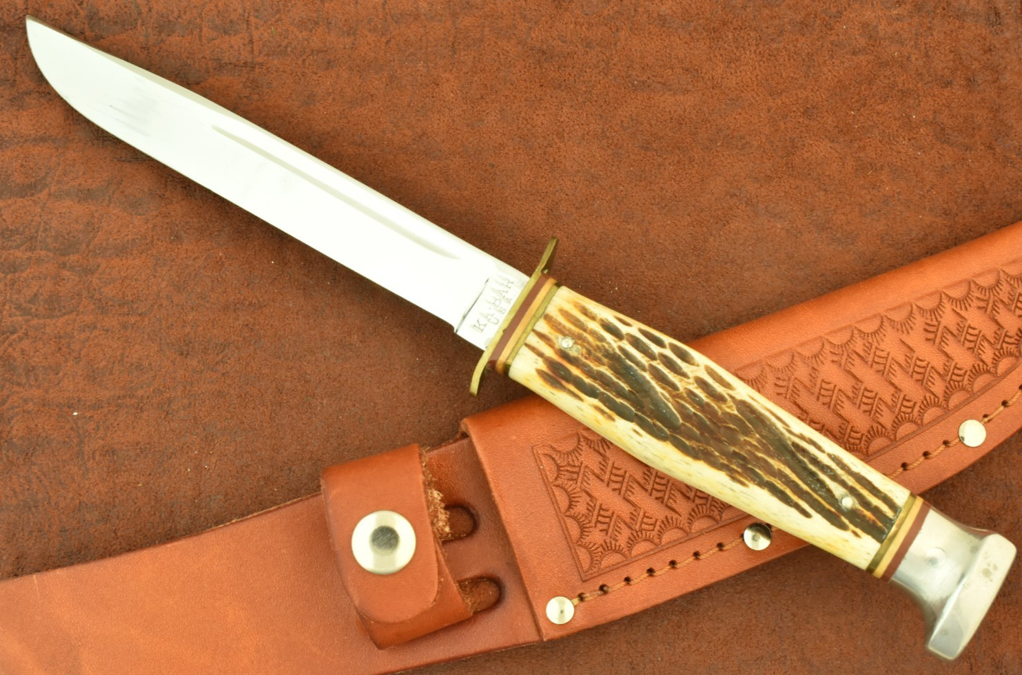VINTAGE KABAR MADE IN USA SECOND CUT STAG BONE FIXED BLADE HUNTING KNIFE (33384)