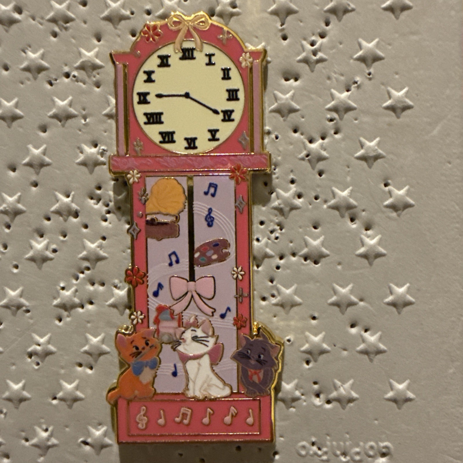 Disney Monogram Grandfather Clock Pin - The Aristocats-Marie, Toulouse & Berlioz