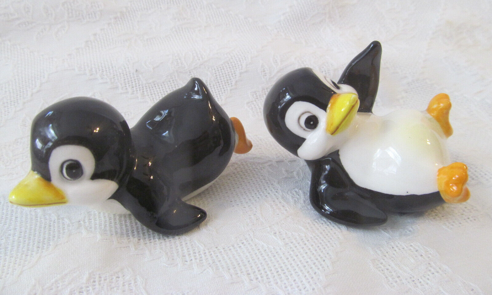 Set of 2~Vintage Sliding Penguin Figurines NORCREST A45 Holiday Winter Christmas Set of 2~Vintage Sliding Penguin Figurines NORCREST A45 Holiday Winter Christmas