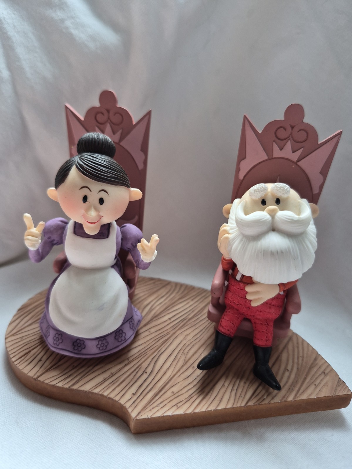 RUDOLPH ISLAND OF MISFIT TOYS HAVE A HOLLY JOLLY CHRISTMAS FIGURINE ENESCO Santa