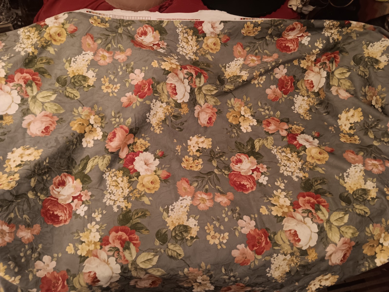  FLORAL PRINT UPHOLSTREY FABRIC BARTHCLOTH TEXTURED CLOTH 8 YARDS X 56\