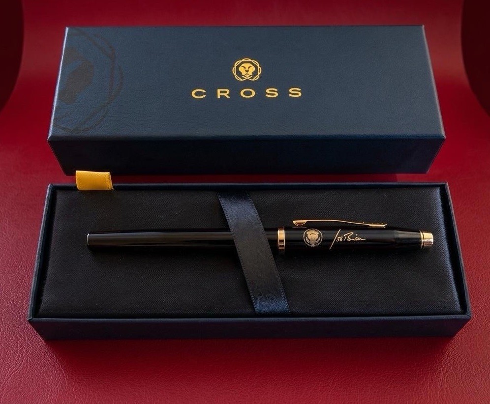 Rare Authentic President Joe Biden Official White House Cross Bill Signer Pen