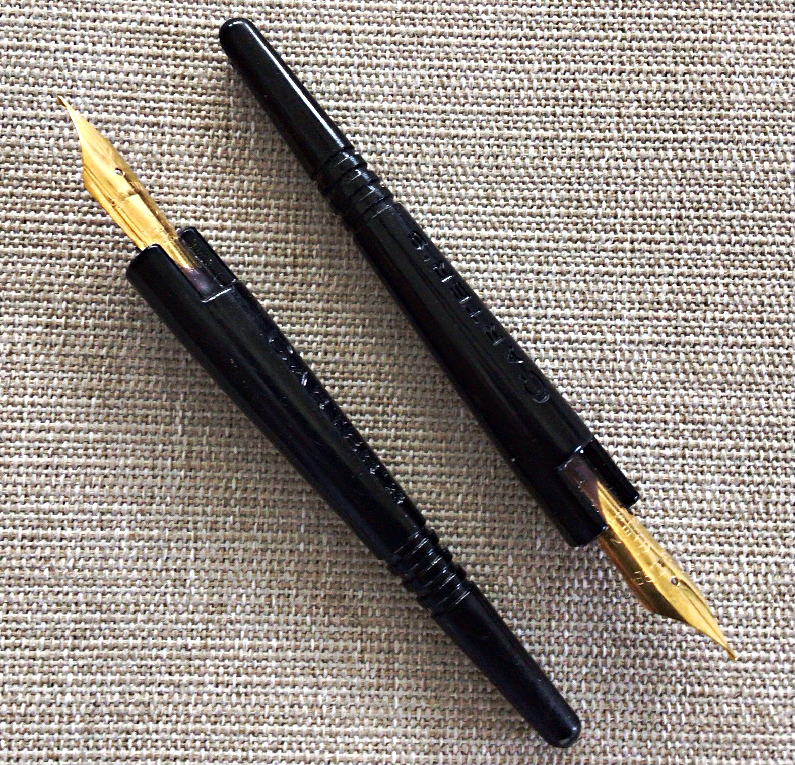 2 Vintage Carter\'s Mini Dip Pens w/Gold-Plated #6 Signature Nibs