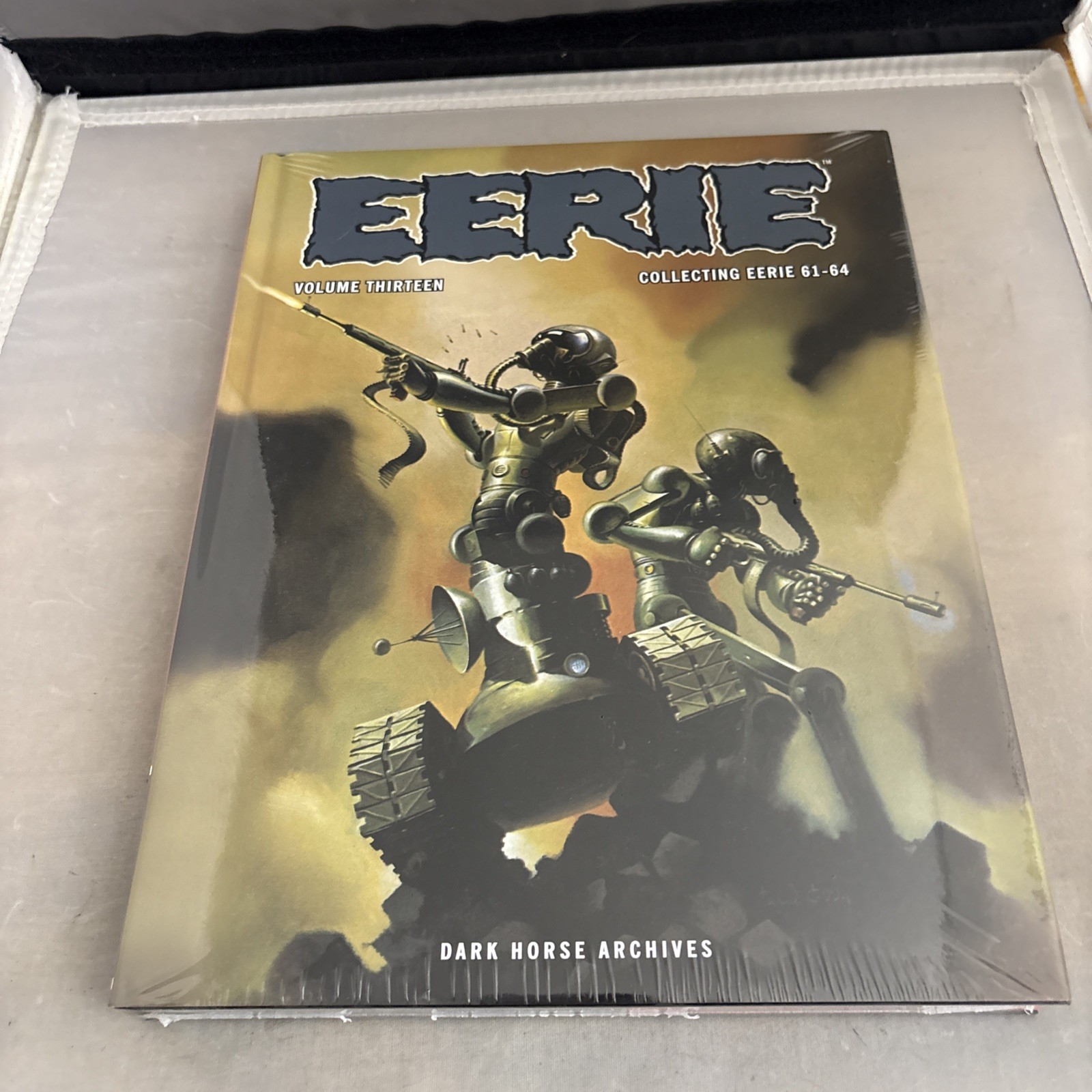 Eerie Archives #13 (Dark Horse Comics May 2013) NEW SEALED