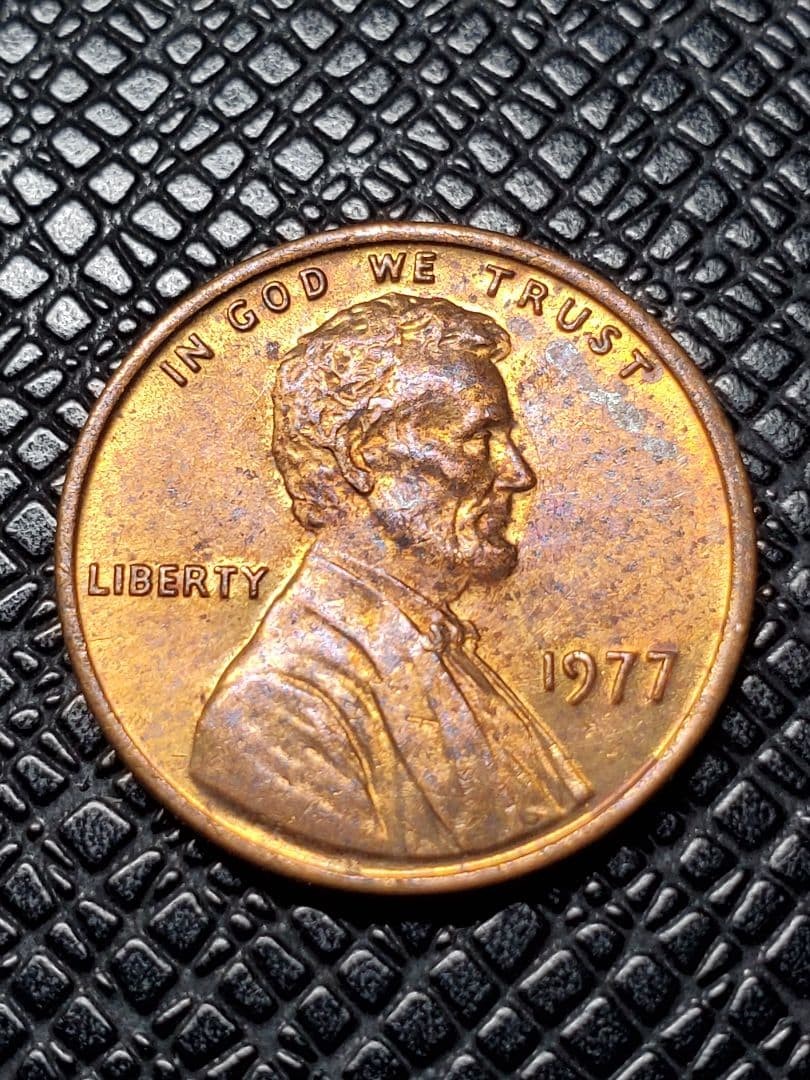 1977 US Lincoln Wheat Cent Coin, Vintage, Nice Color, 19mm, 3.13g