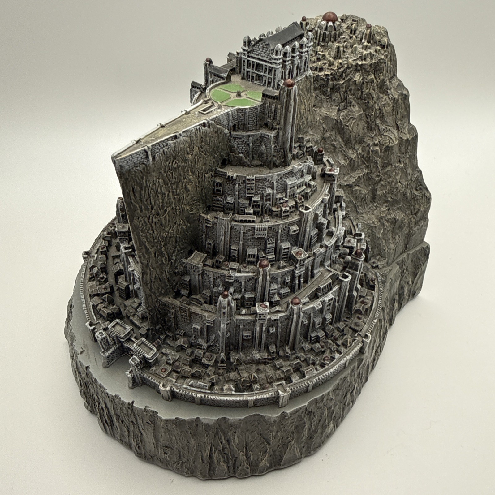 Lord Of The Rings Minas Tirith Exclusive Bookend Keepsake Box Sideshow WETA