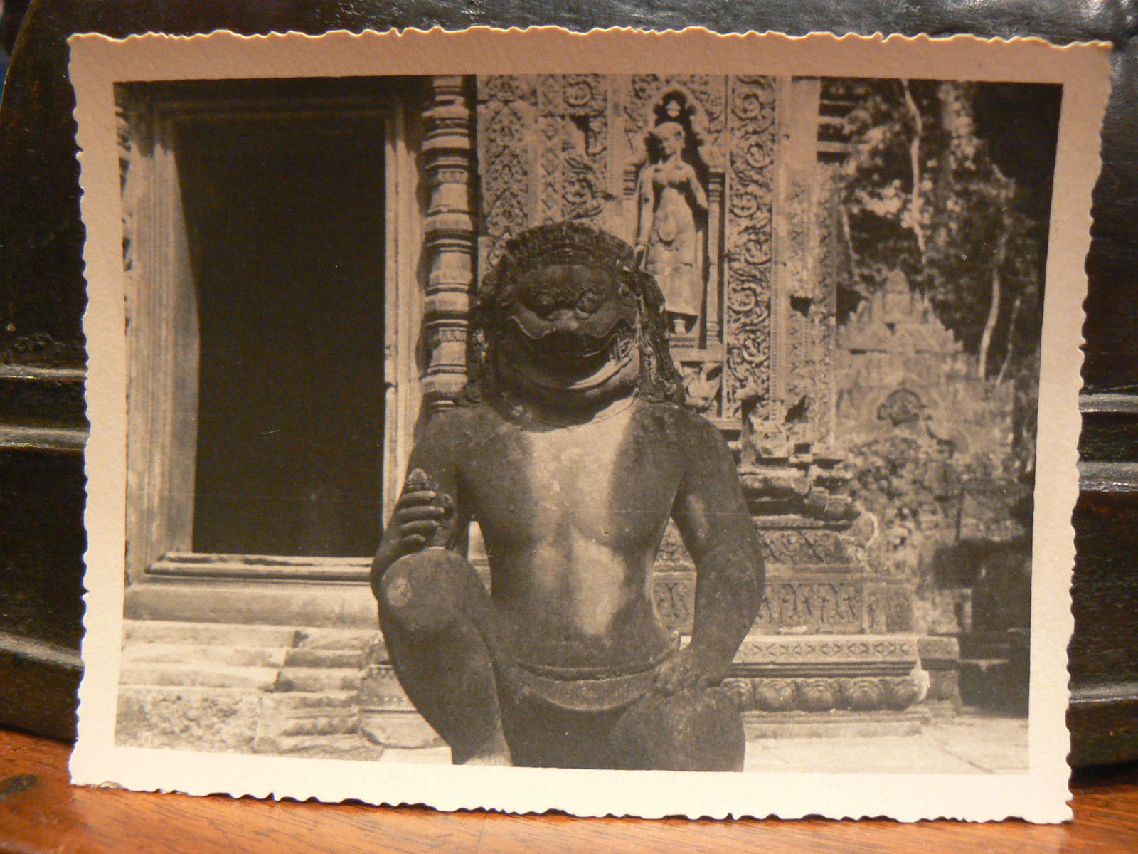 amateur photo 1934 siam thailand aynthia statue