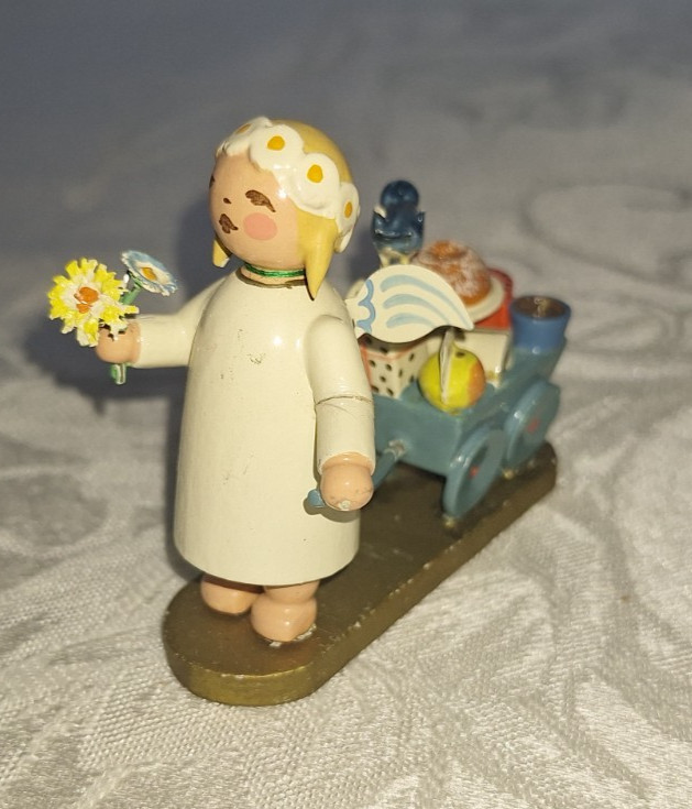 VINTAGE WENDT KUHN ERZGEBIRGE WOODEN ANGEL FIGURINE W/ WAGON GERMANY $32.99