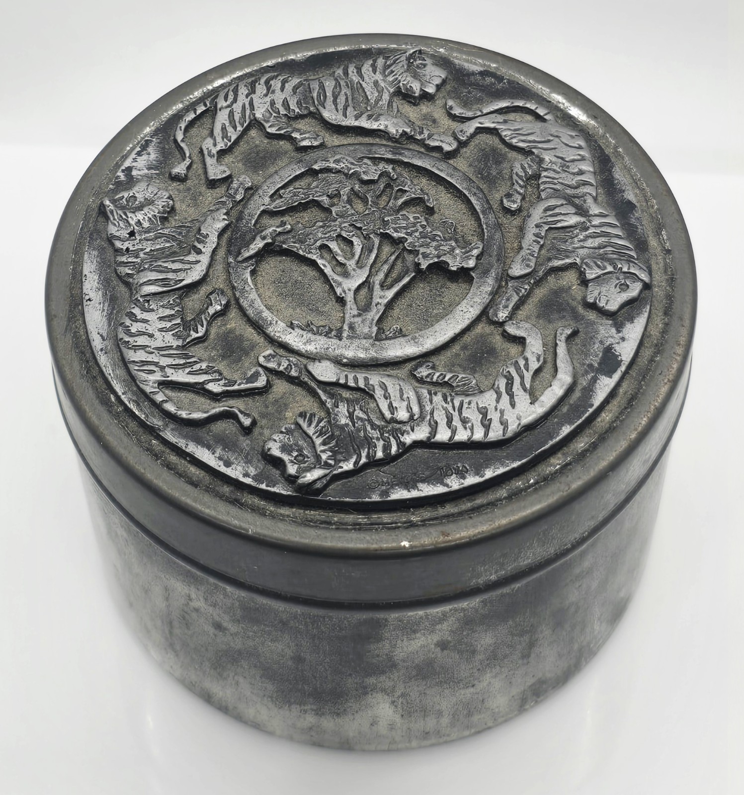 Vintage 1974 Metzke African Safari Tigers Pewter Lid Tin Trinket Box Canister