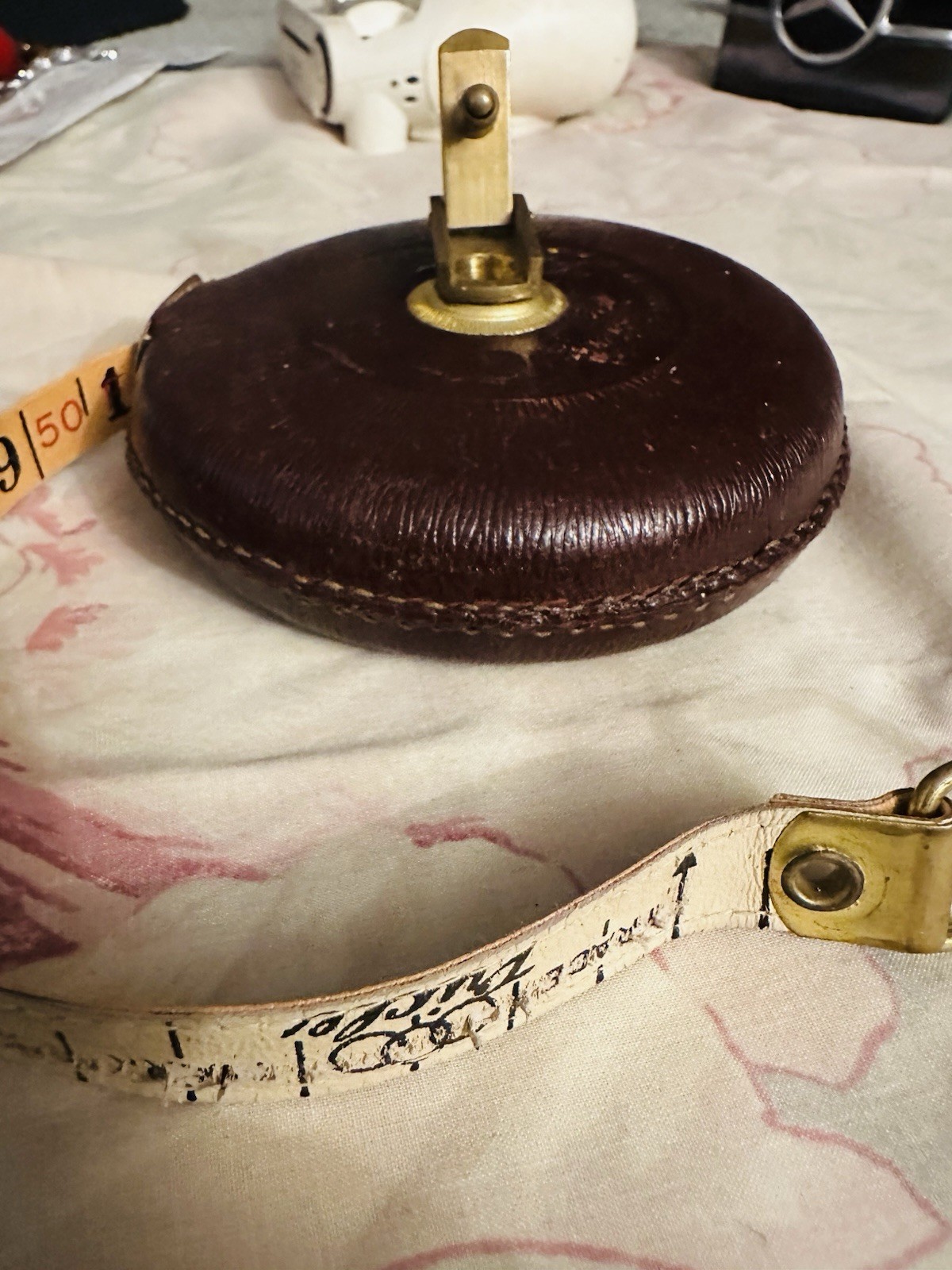 vintage swordfish brand tape measure 20 m , 66ft.