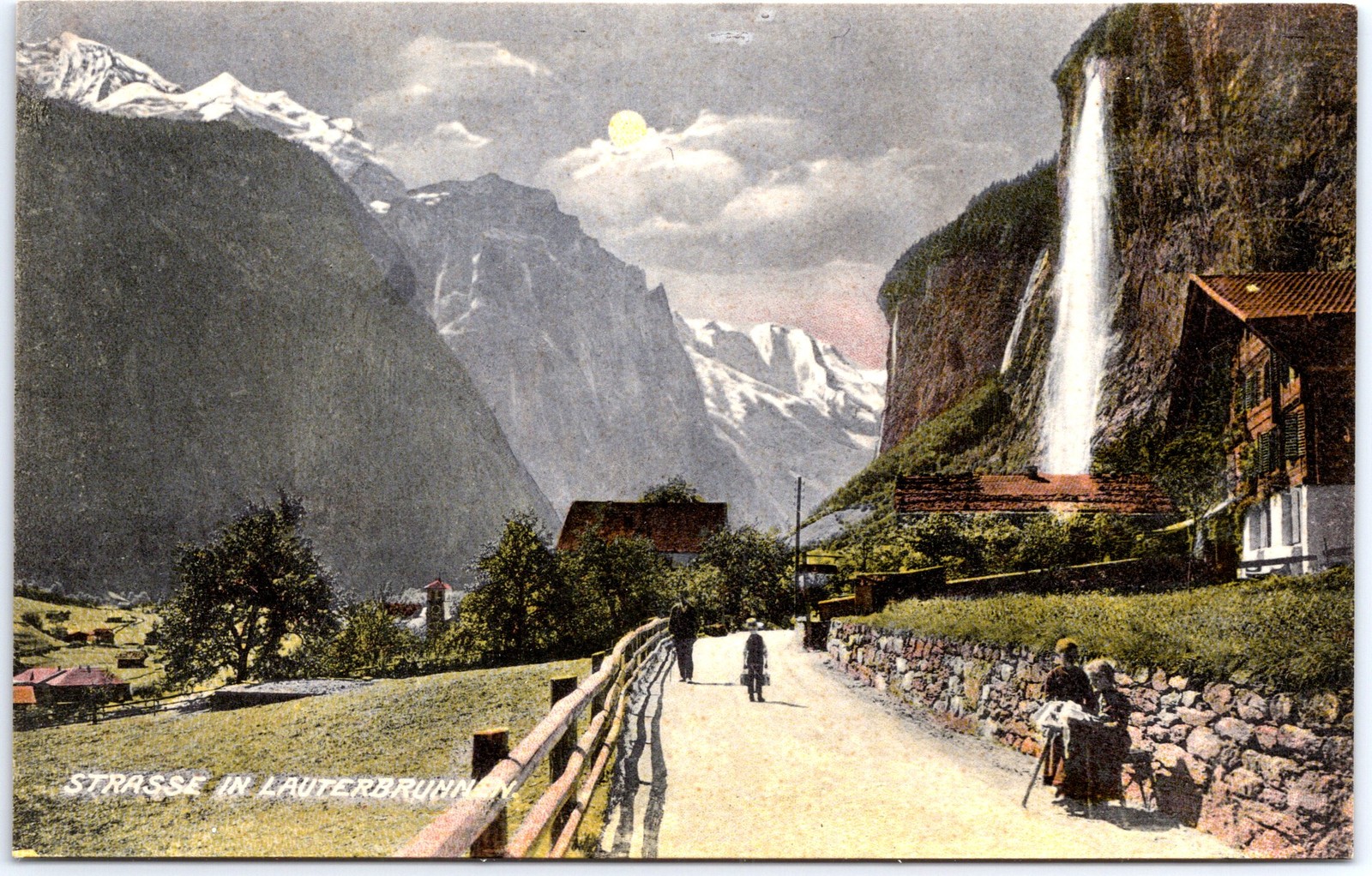 VINTAGE POSTCARD VILLAGE STREETS IN LAUTERBRUNNEN SWITZERLAND c. 1900s