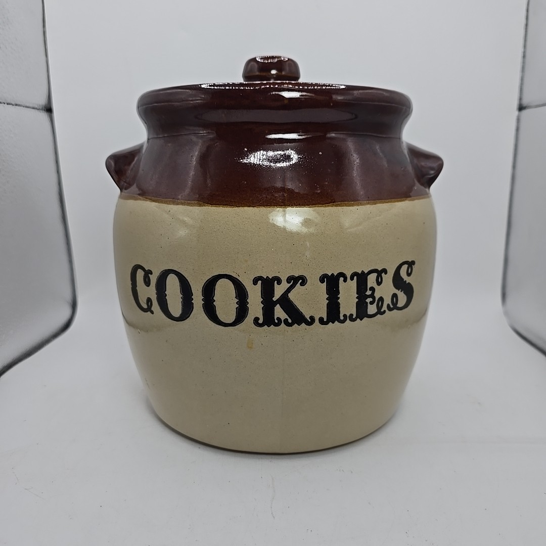 VTG Monmouth Illinois Maple Leaf USA Crock Cookie Jar Stoneware Brown Farmhouse