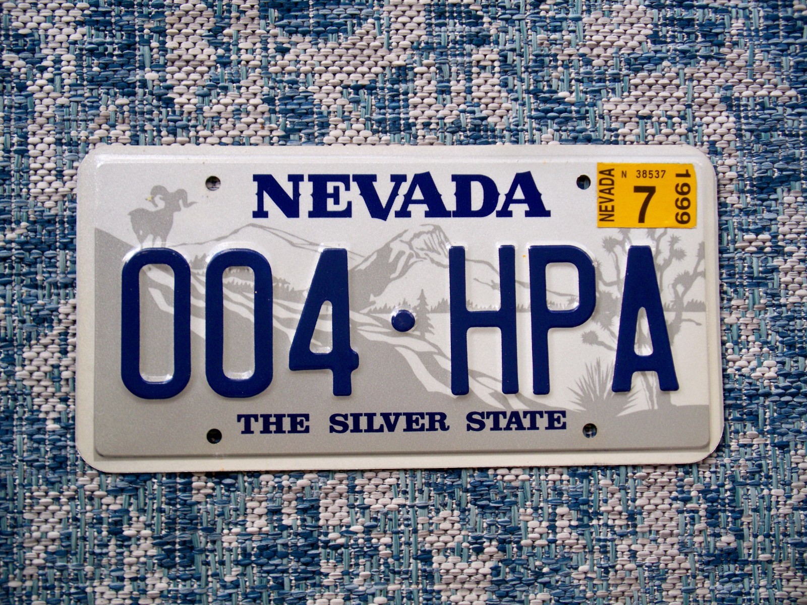 1999 Nevada License Plate 004 HPA Bighorn Sheep High Quality Near Mint Cond