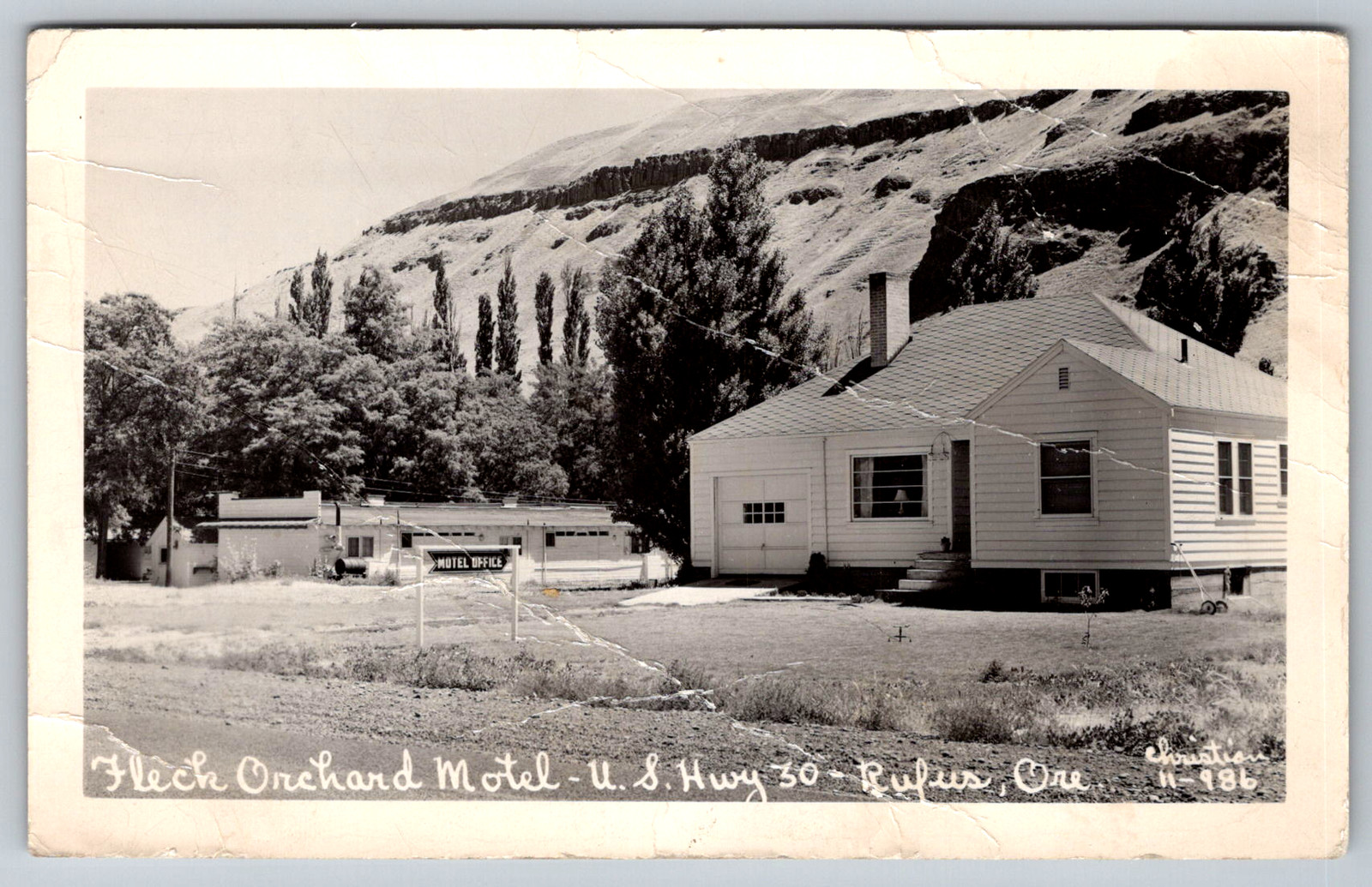 c1940s RPPC Fleck Orchard Motel Rufus Oregon Real Photo Motel Sherman County 
