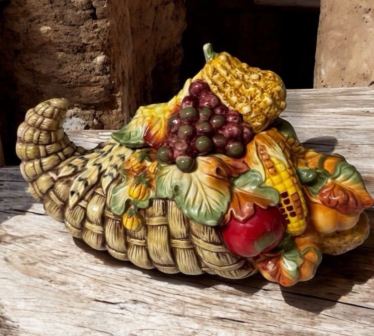 Fitz and Floyd Fall Bountiful Harvest Cornucopia Storage Jar Collectable Decor Fitz and Floyd Fall Bountiful Harvest Cornucopia Storage Jar Collectable Decor