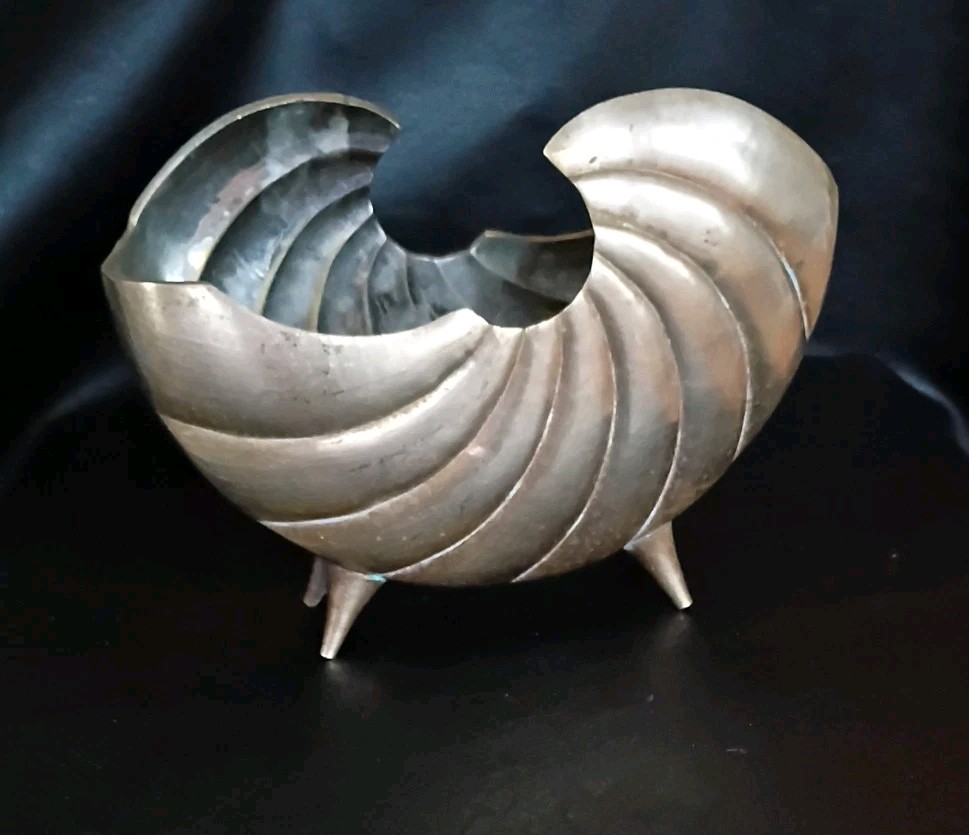 Vintage Mid Century Brass Nautilus Shell Footed Planter MCM BEAUTIFUL