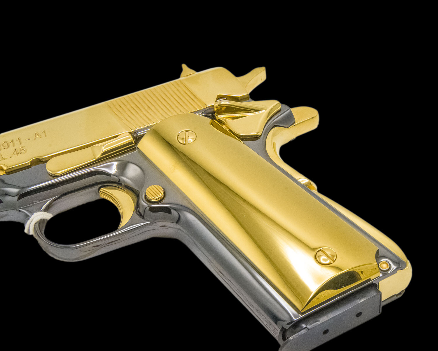 24K Real Gold Plated 1911 Pistol Grips, Full Size - With 4 Matching Gold Screws