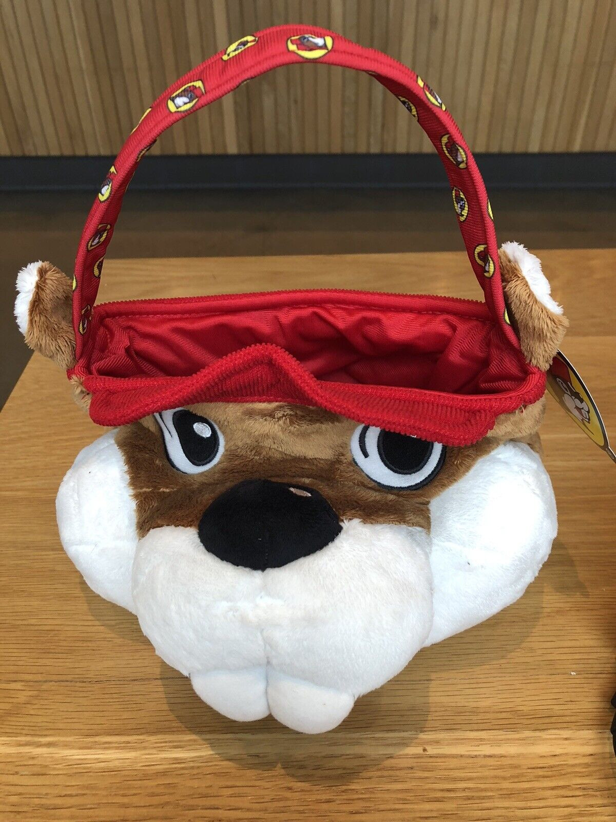 Buc-ee\'s Plush Tote Bag - Beaver Head- Brand New with tags - 8x10x5 inches
