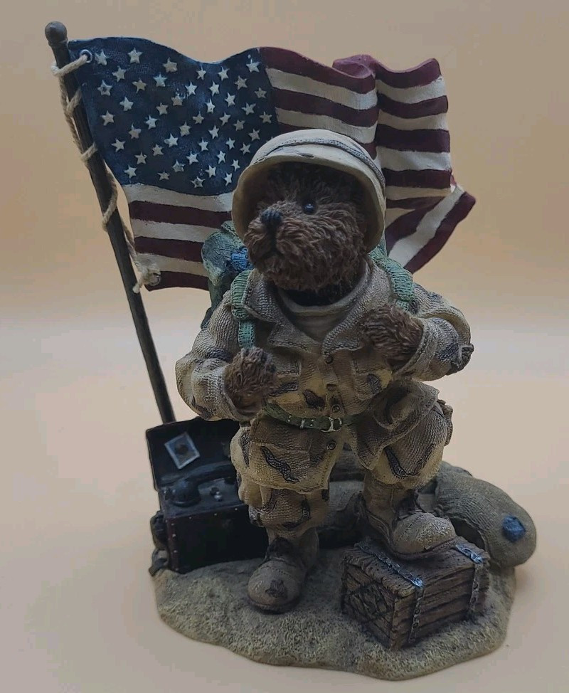 Boyds Bears McBruin.. To Serve With Honor 2003 #2277923 Retired.