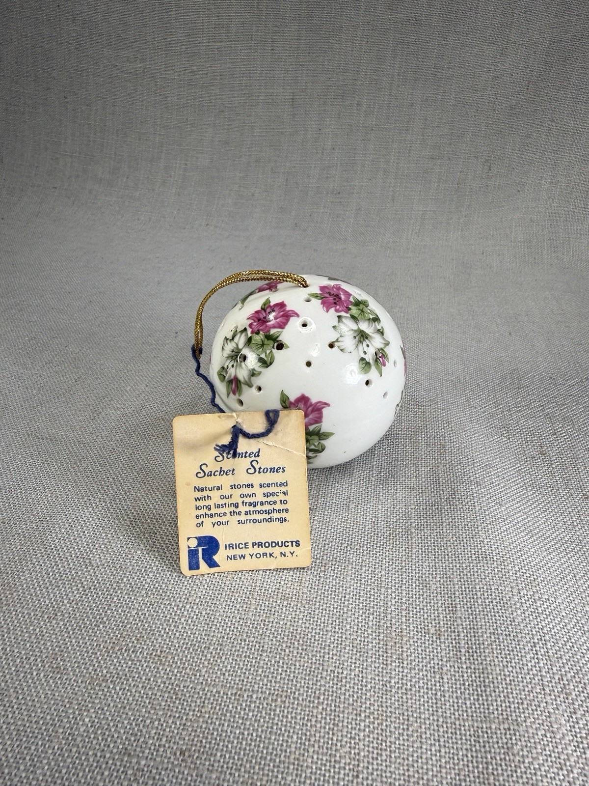 Vintage Irice Floral Porcelain Pomander Sachet Ball Ornament w/ Original Tag