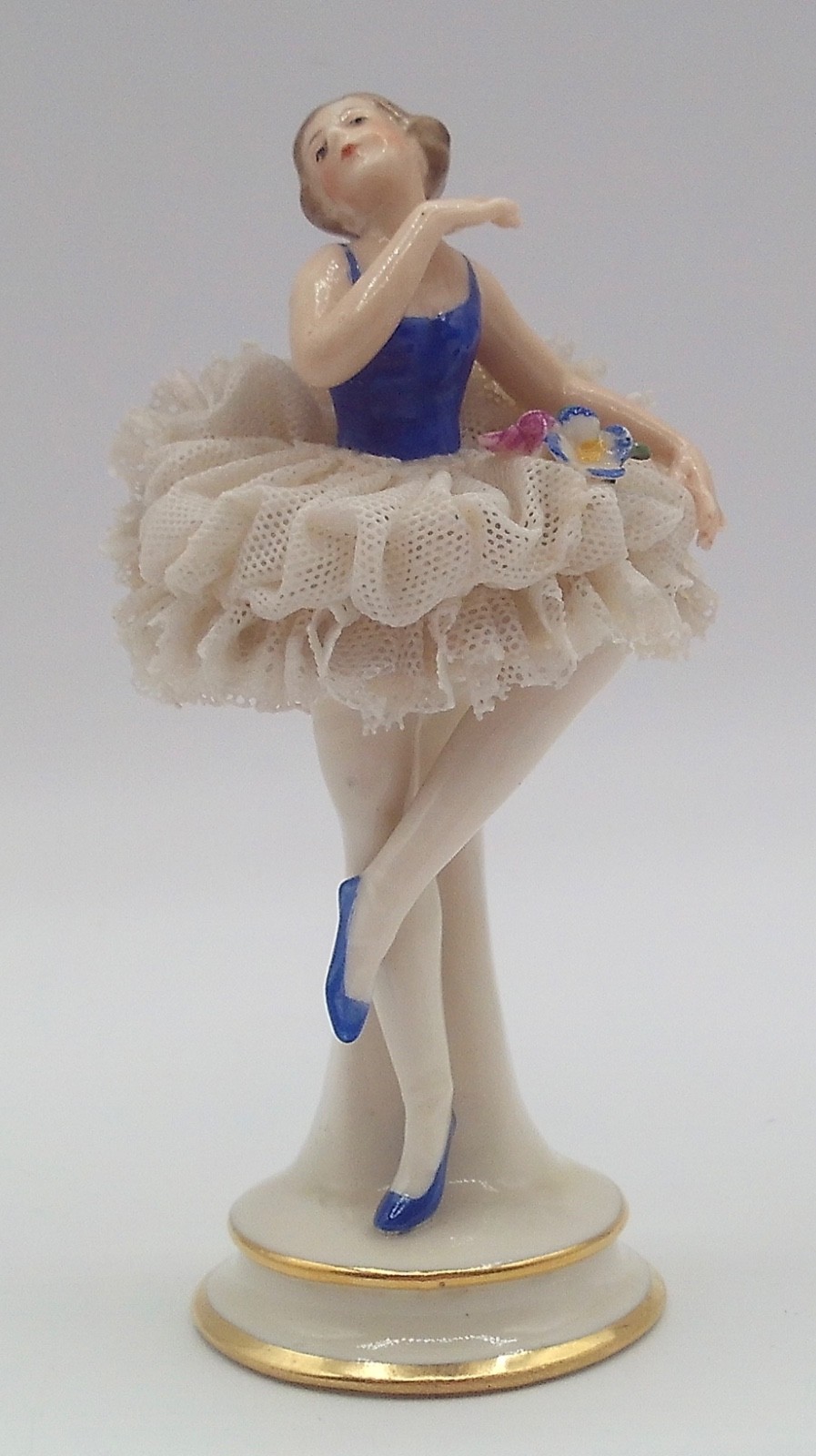 Antique Dresden Germany Porcelain Lace Ballerina Figure 4\
