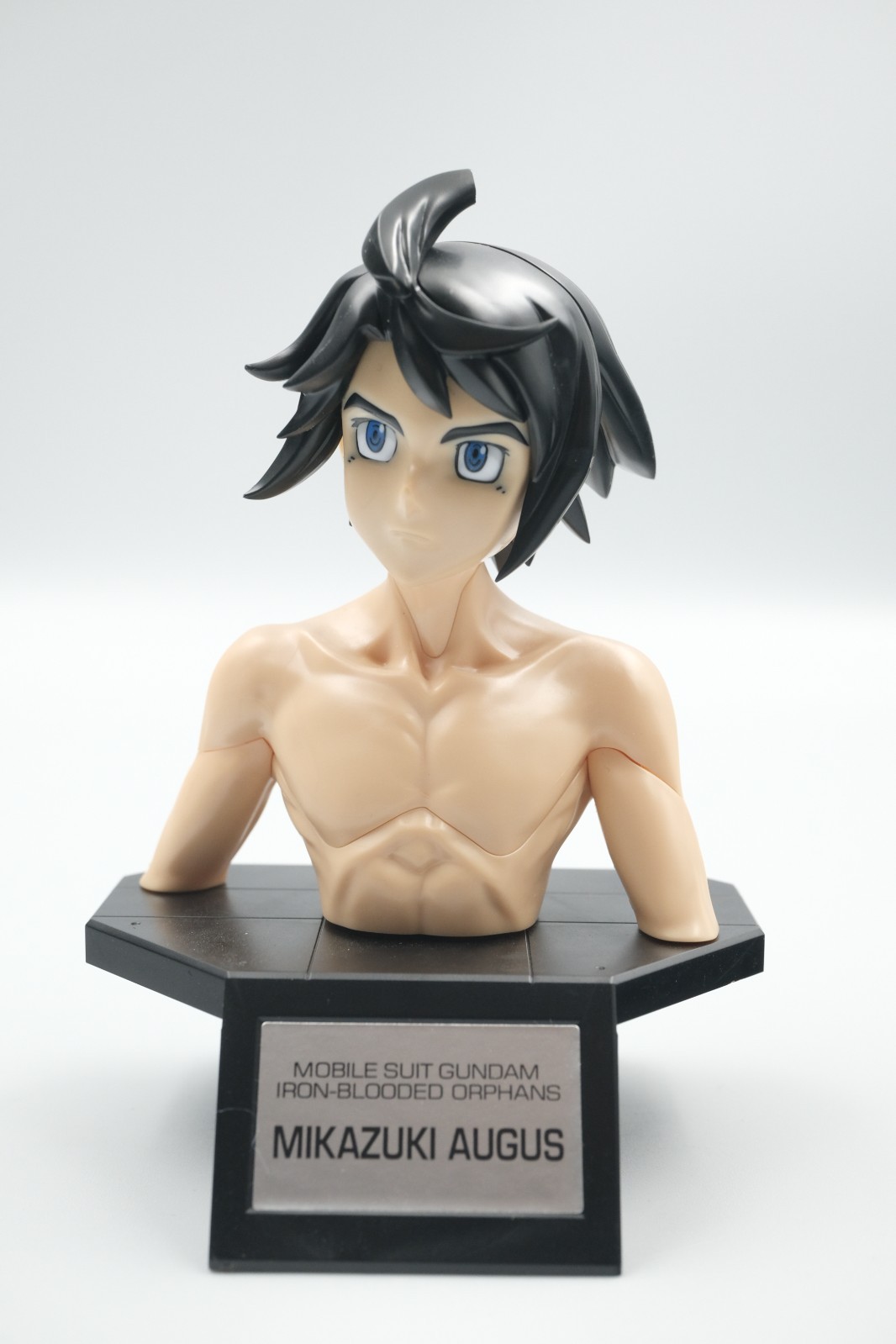 Built Bandai  Figure-rise Bust Mikazuki Augus 