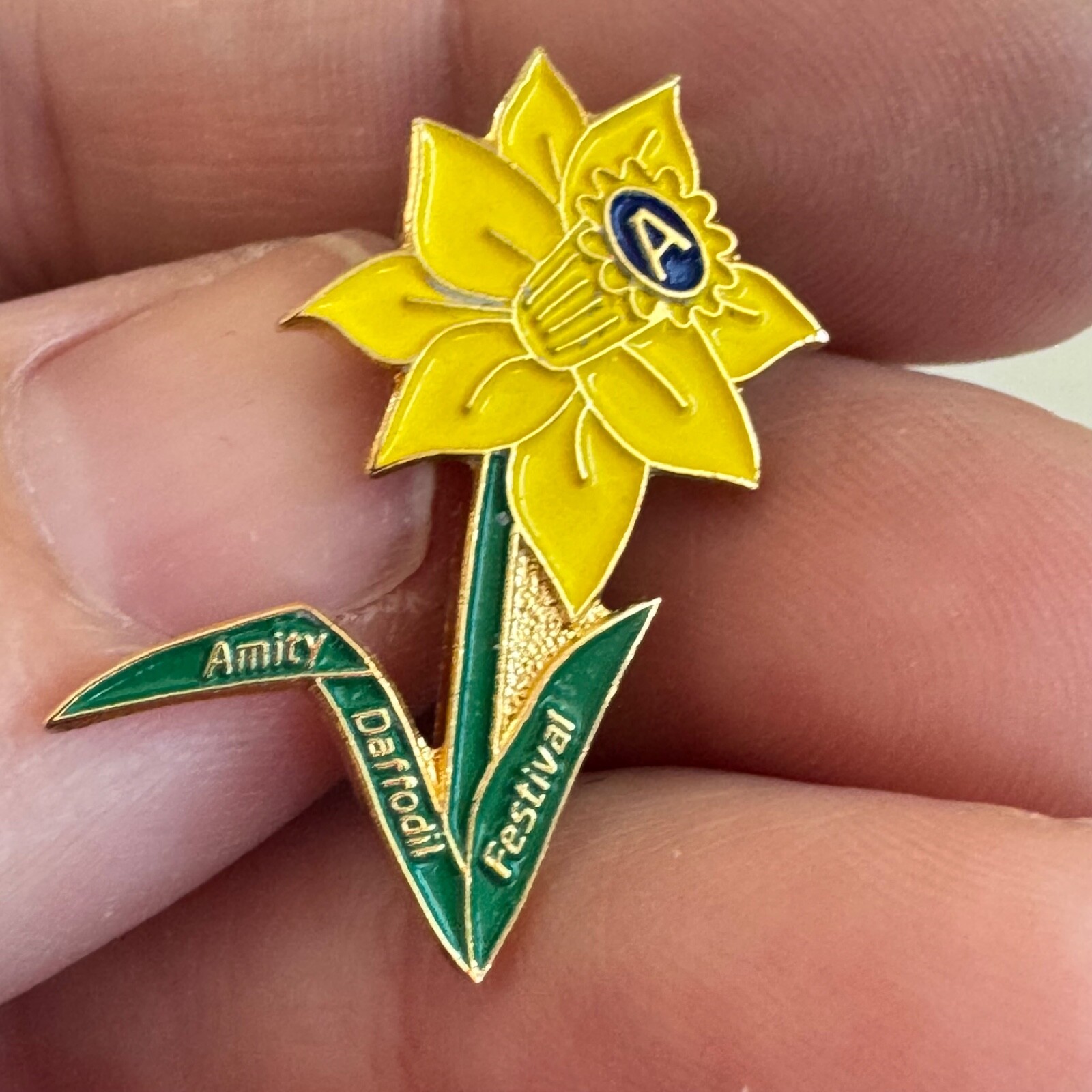 Vintage Amity Daffodil Festival Lapel Pin Oregon Vintage Amity Daffodil Festival Lapel Pin Oregon